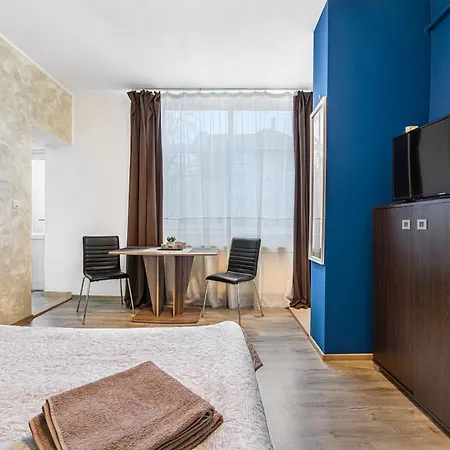 Apartment Garden Tiny Brasov